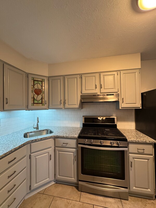 Foto del edificio - 12425 Dunks Ferry Rd