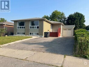 Building Photo - 17 Gable Dr