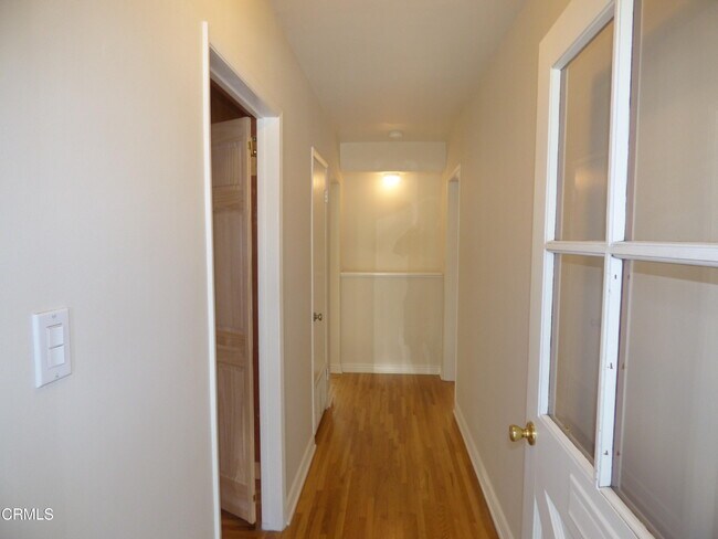 Foto del edificio - 6038 Shadyglade Ave