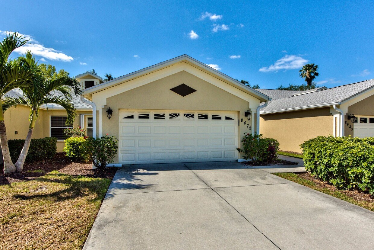 8599 Ibis Cove Circle Naples, FL 34119 | MLS 225074400, image size:1240x828