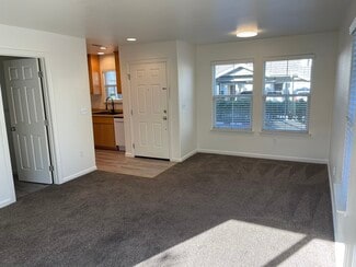 Building Photo - Bloomfield Apartments