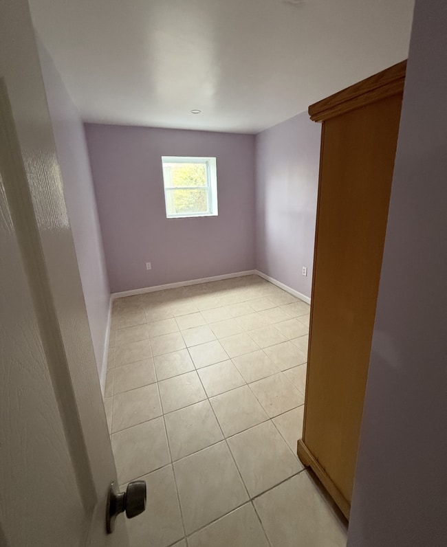 Building Photo - 38 Graham St