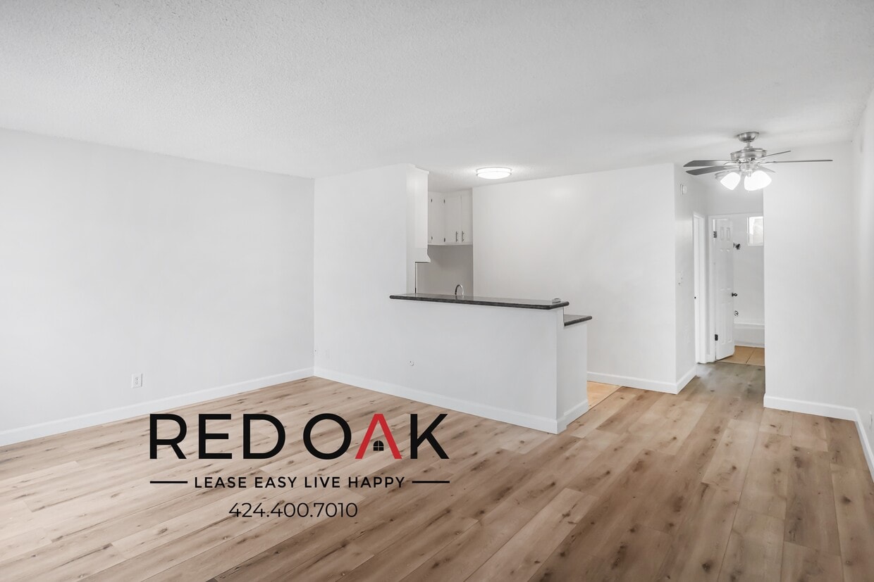 Foto principal - 1545 N Bronson Ave
