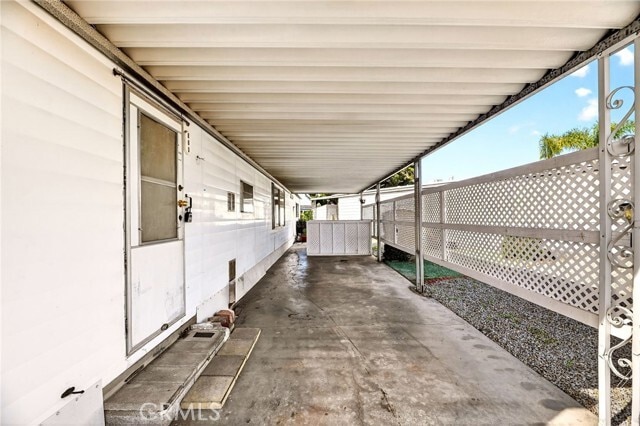 Foto del edificio - 893 S Palm Ave