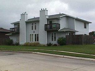 Building Photo - 1208 Koestner St