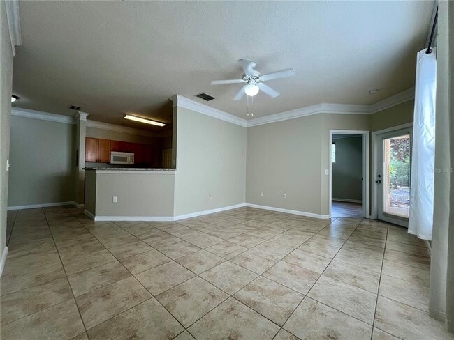 Building Photo - 8818 Villa View Cir