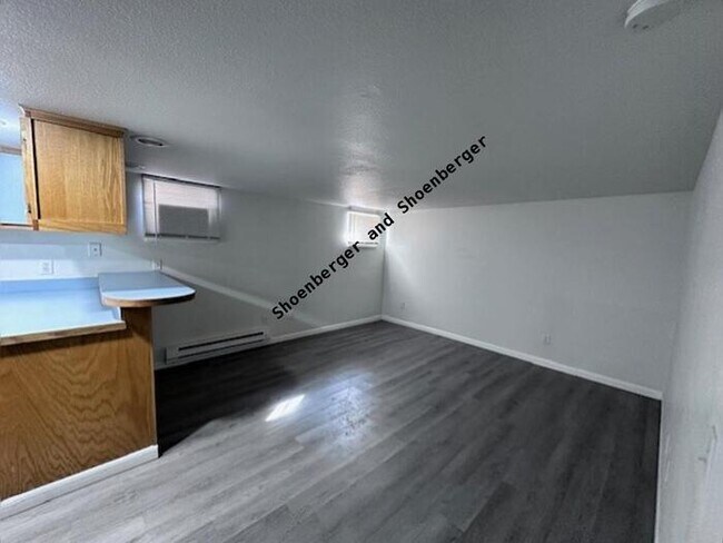 Foto del edificio - 766 West Street B