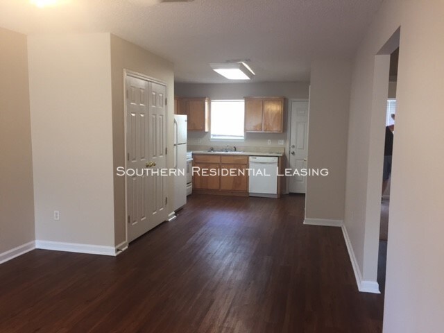 Building Photo - 31065 AL-225
