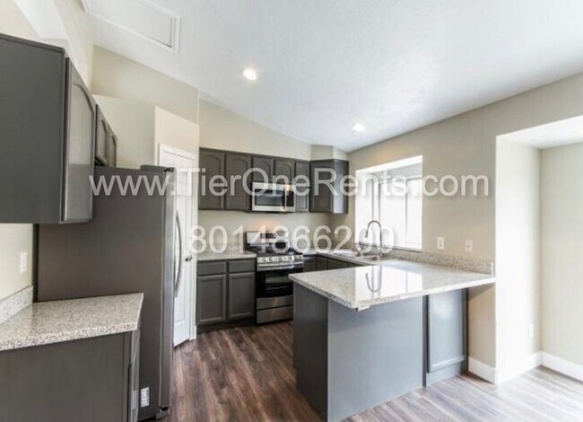 Foto del edificio - This property offers a NO DEPOSIT option a...