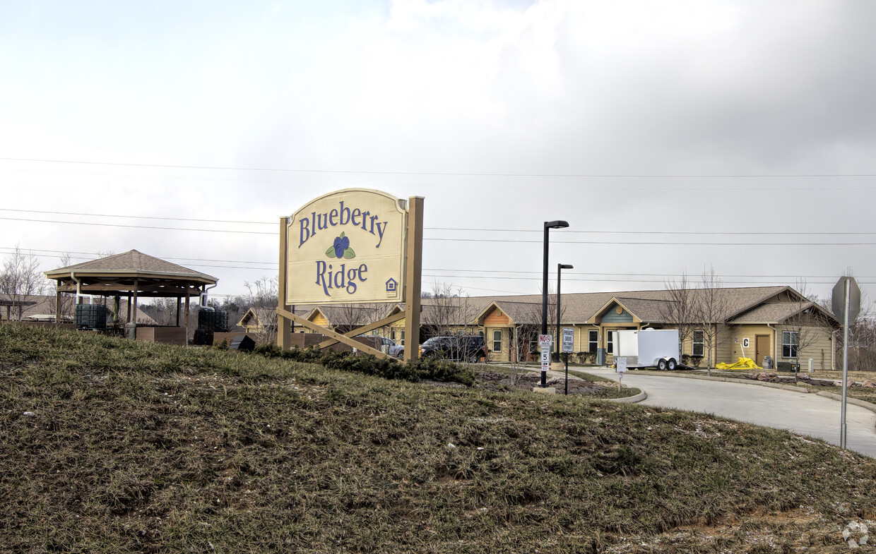 Primary Photo - Blueberry Ridge Apartments