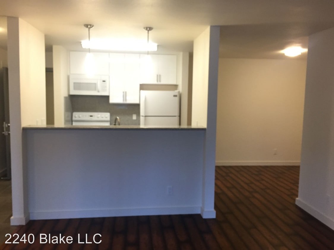 Primary Photo - 2240 Blake St