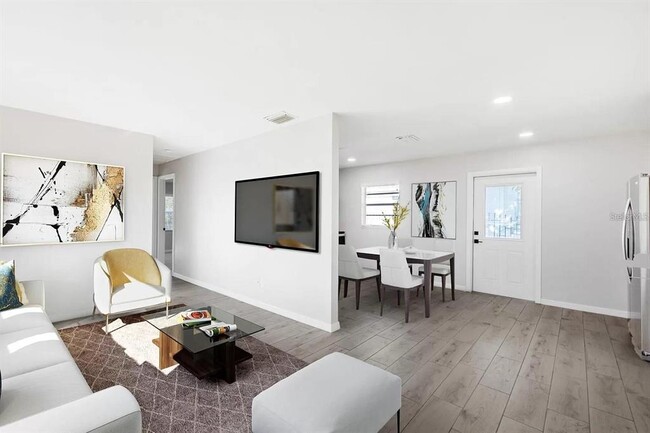 Foto del edificio - 6521 S Englewood Ave