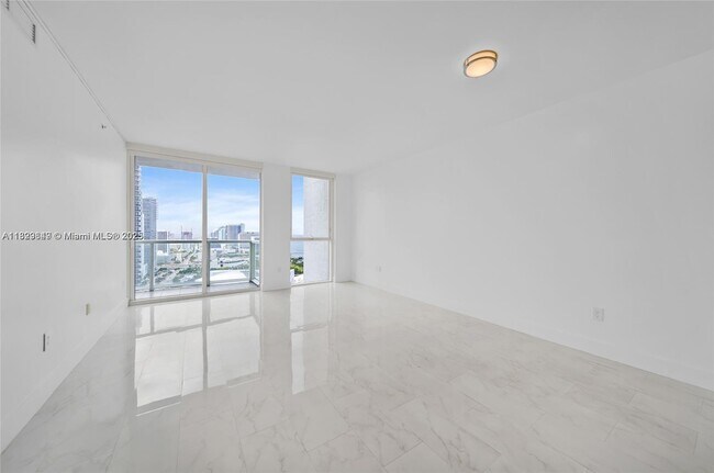 Photo - 244 Biscayne Blvd Apartment