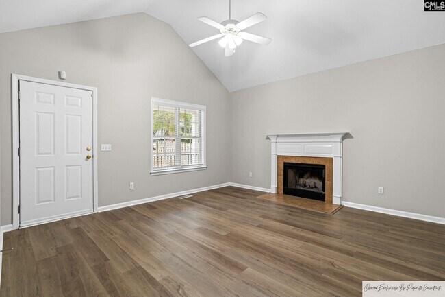 Building Photo - 4005 Hickory St