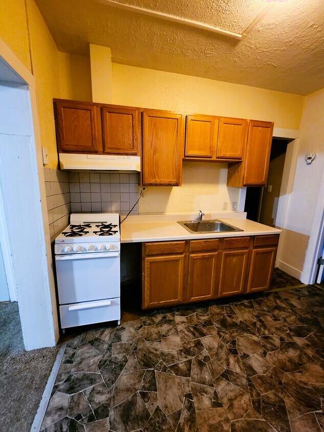 Kitchen - 53 W 9th St