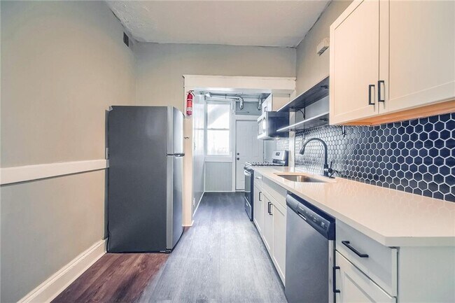 Foto del edificio - 1445 Lucile Ave SW
