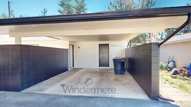 Building Photo - 171-173 Tausick Way