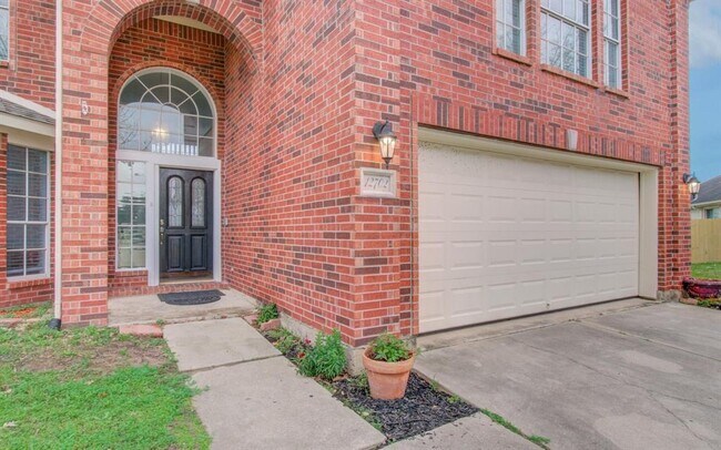 Building Photo - 12702 Autumn Glen Dr