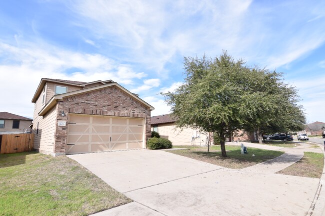 Building Photo - 1155 Lonesome Oak Drive