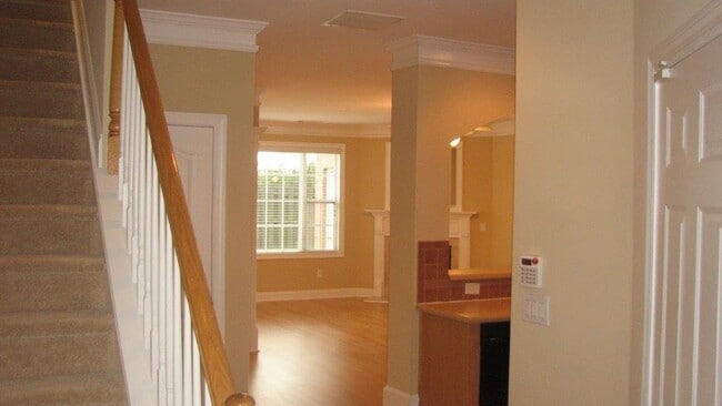 Building Photo - 2658 Gadsen Walk NW