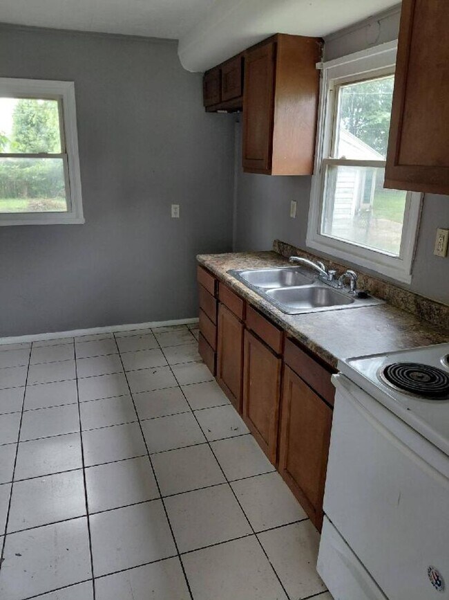 Foto del edificio - 3220 Vermont Pl