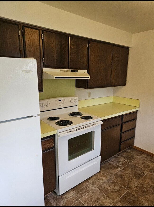 Foto del edificio - 12405 Zeller Rd SE