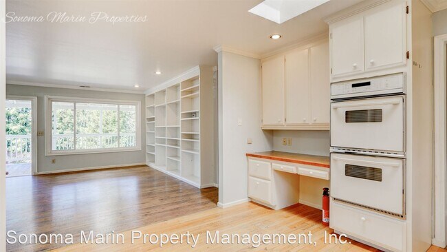Building Photo - 2 br, 2.5 bath House - 9965 Bodega Hwy