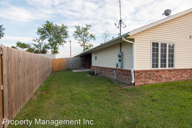 Building Photo - 2 br, 2 bath House - 813 S Shawnee