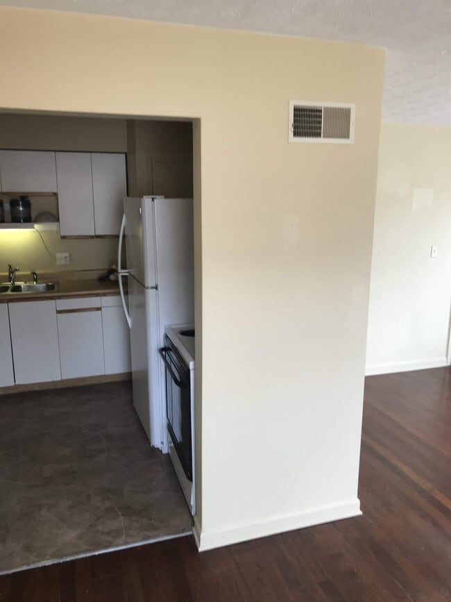 Building Photo - 4278 Catalpa Dr