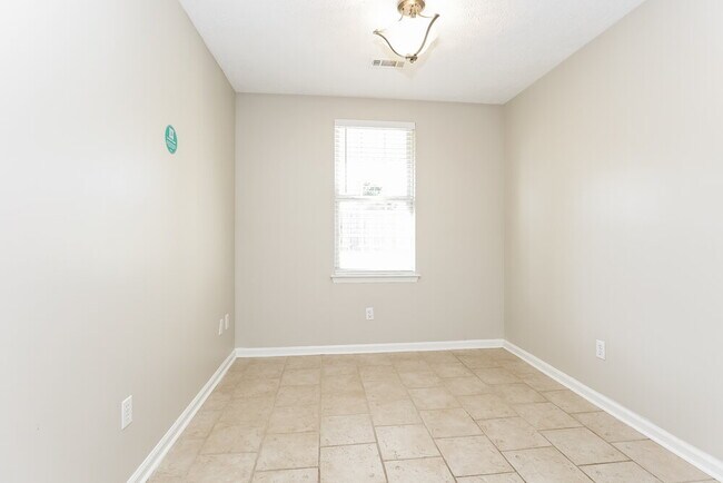 Foto del edificio - 188 Bradford Cir