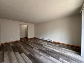 Building Photo - 2096 Imperial Ln