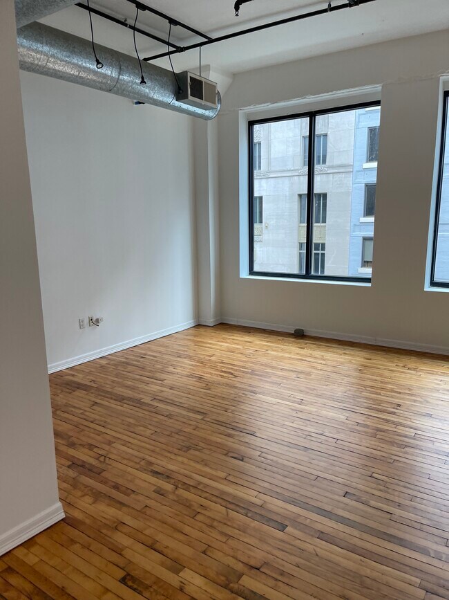 Sala de estar - 705 Main St