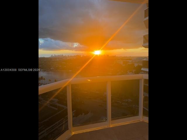 Foto del edificio - 4779 Collins Ave