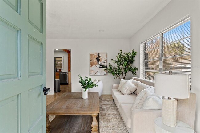 Foto del edificio - 314 W Alva St