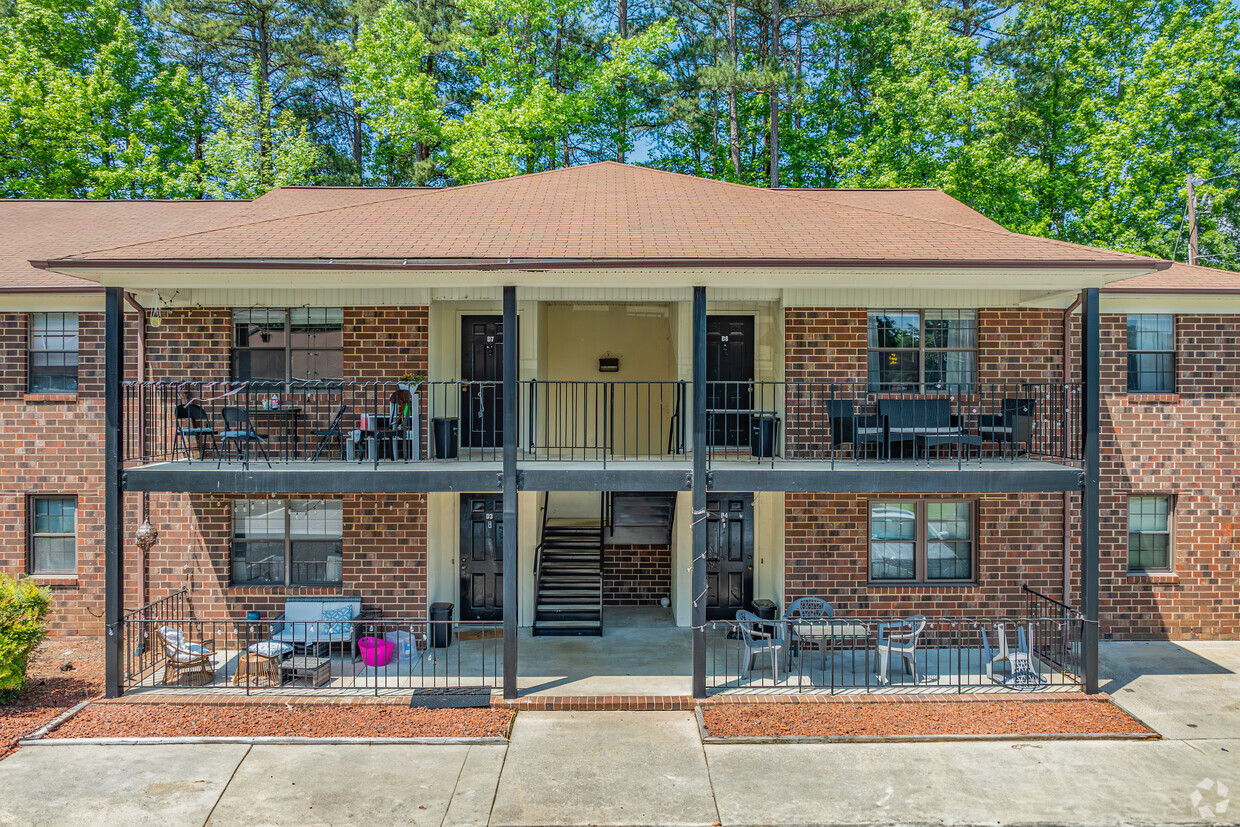 Entrance - Trollinger Apartments