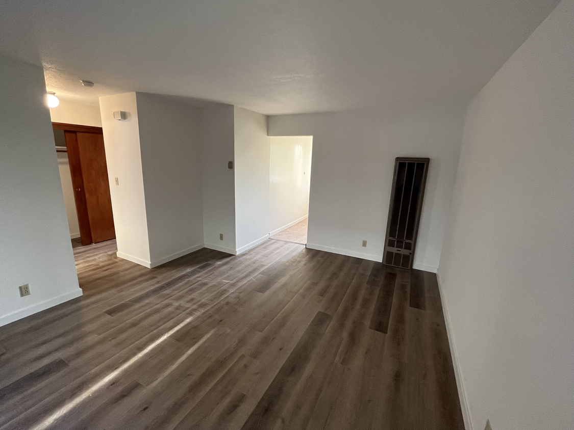Living room - 1822 Francisco St