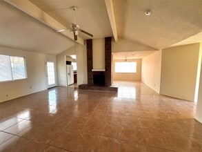 Building Photo - 2406 Farriers Bend Dr