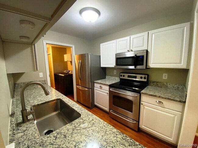 Building Photo - 56307 Chesapeake Trail