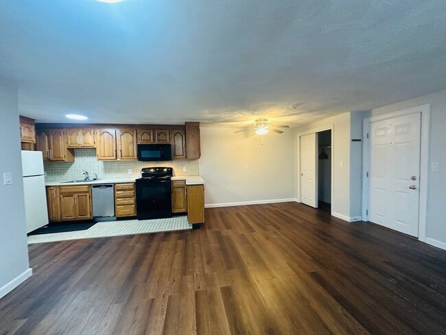 Foto del edificio - 222 School St