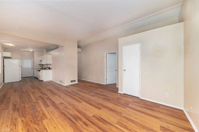 Building Photo - 3 br, 1 bath House - 2517 Sonora St