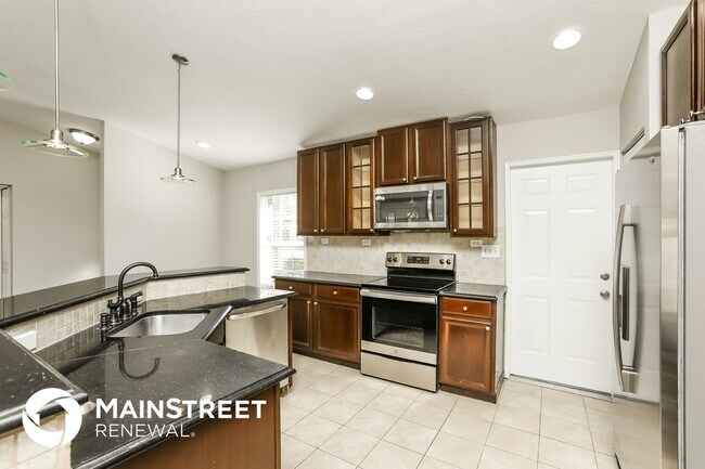 Building Photo - 9888 Balmoral Cir