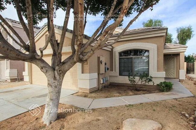 Building Photo - 13054 W Via Camille