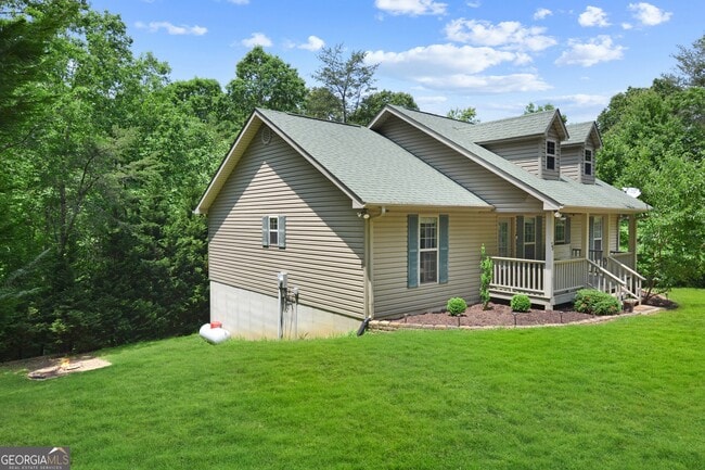 Foto del edificio - 78 Bluebird Ln