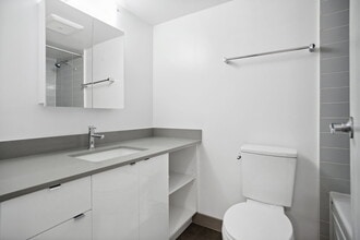 Building Photo - 1355 Pendrell St