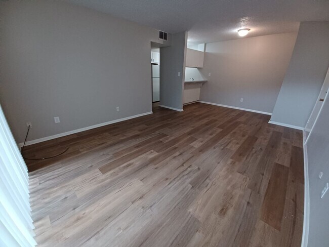 Foto del edificio - 4010 Bob Wallace Ave SW