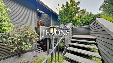 Building Photo - 2626 4th Ave N