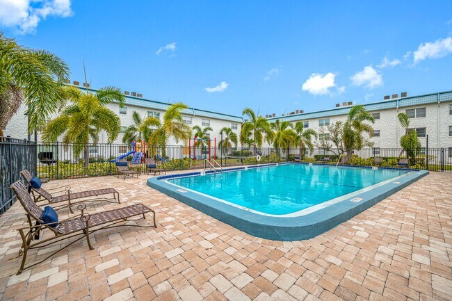 Foto del edificio - Spacious 1 Bed-1Bath apartment in the hear...