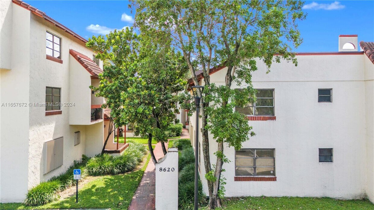Primary Photo - 8620 SW 149th Ave