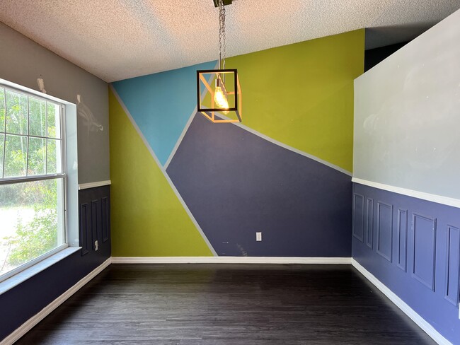 Building Photo - 5269 S Lovett Cir