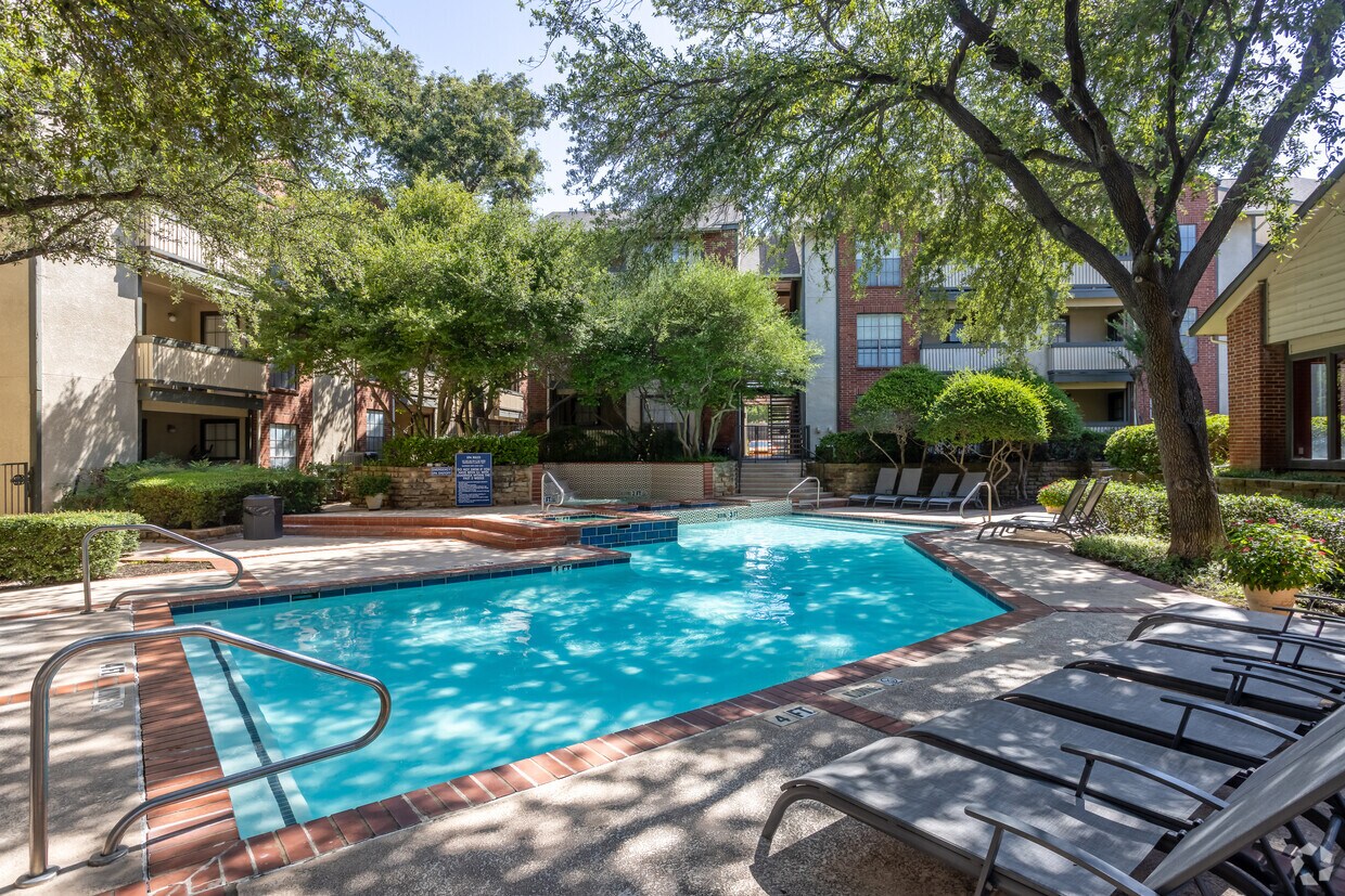 Foto principal - Centreport Landing Apartments